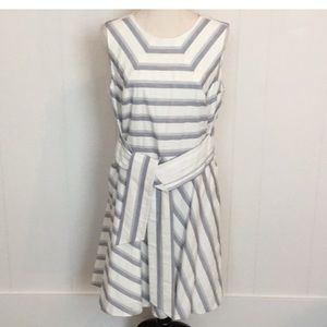 Sleeveless striped tie waist dress
